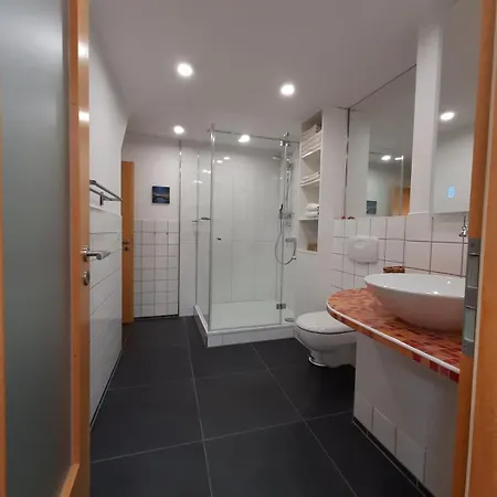Diana's Stube Apartment